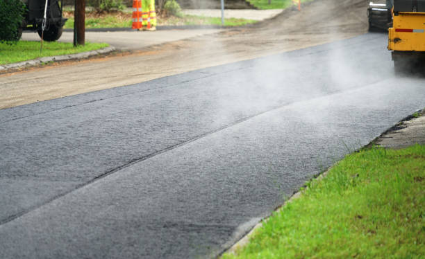 Best Professional Driveway Pavers  in Woodburn, OR